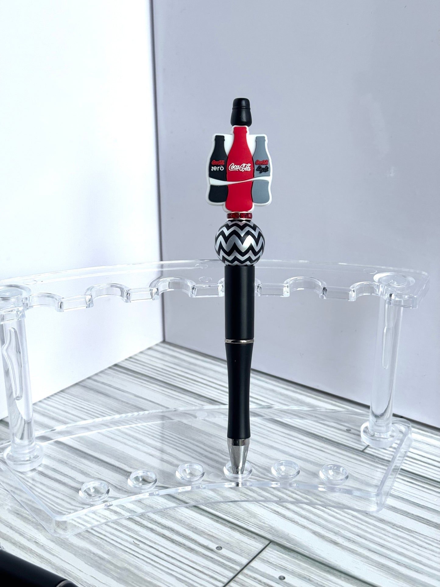 Food and drink pens