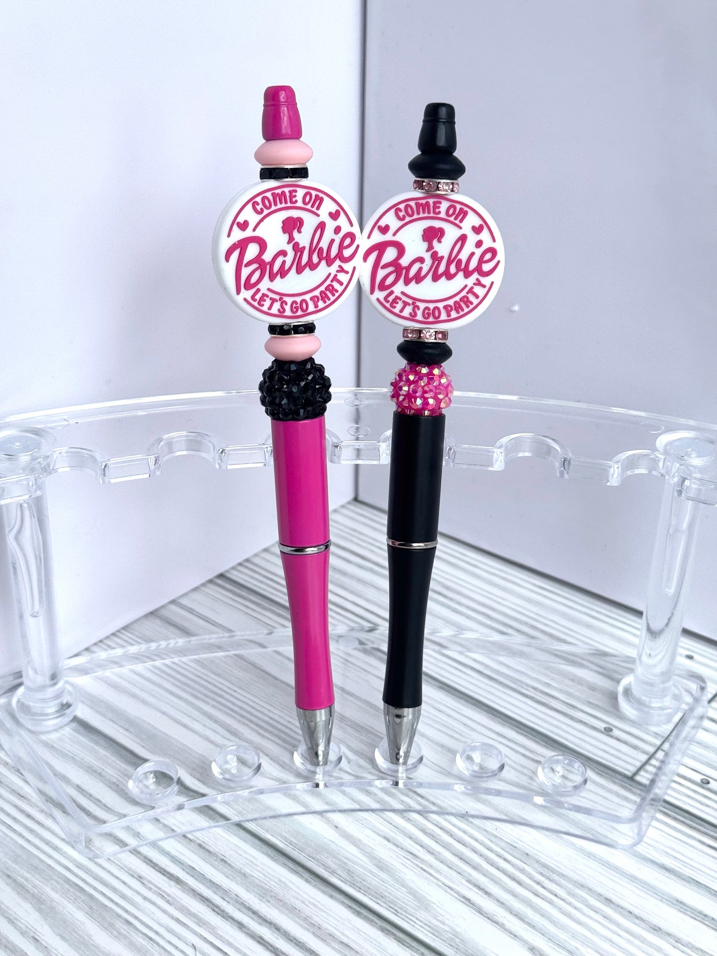 Character focal pens
