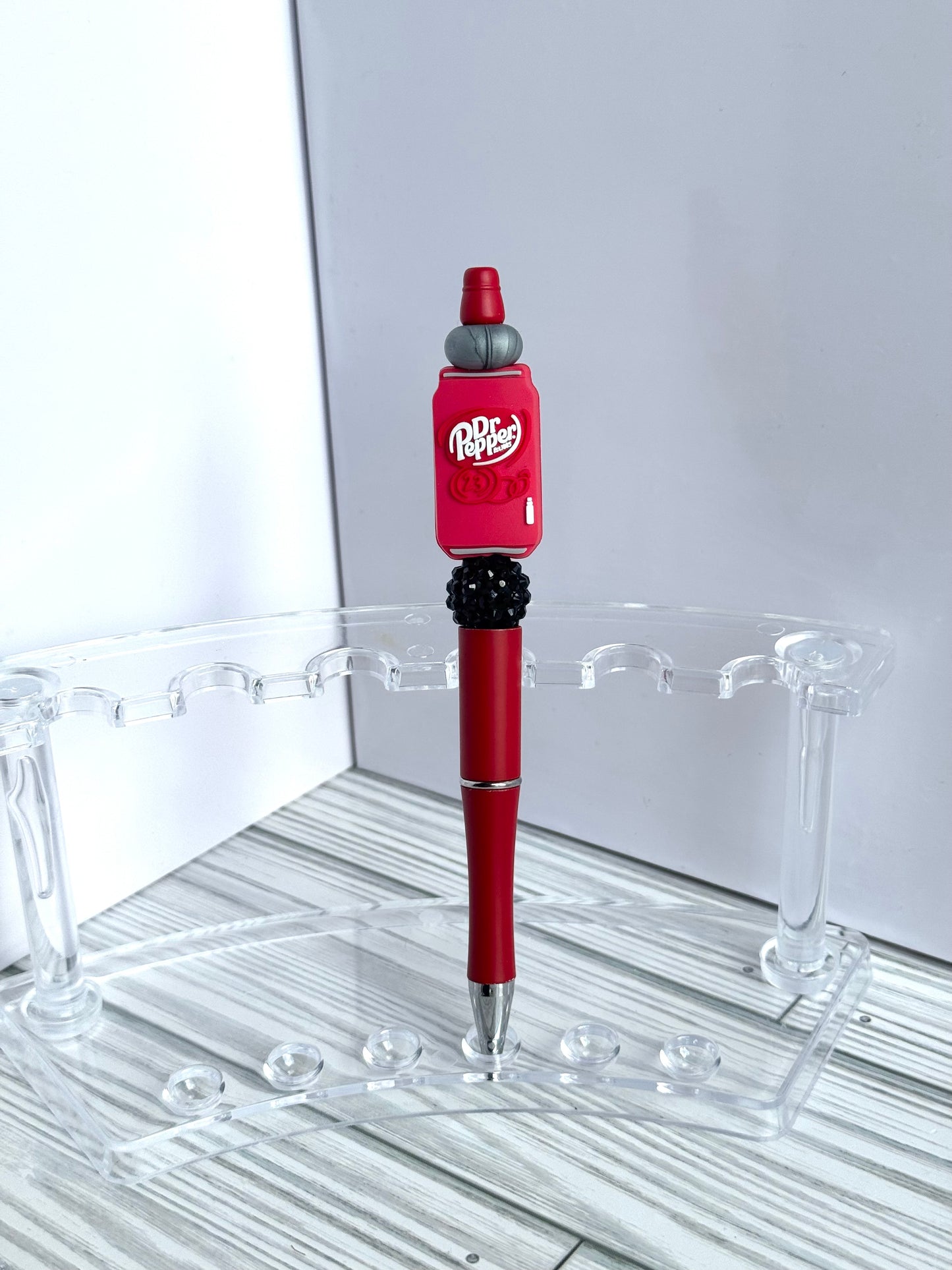 Food and drink pens