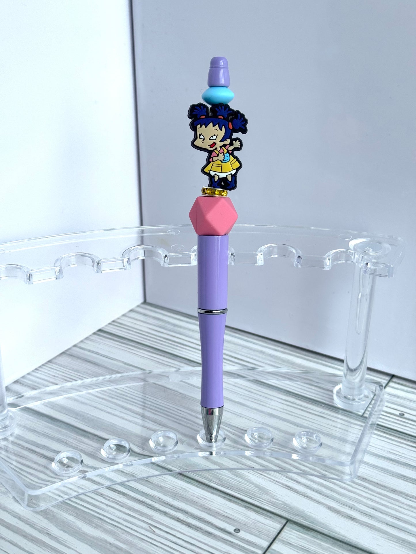 Character focal pens
