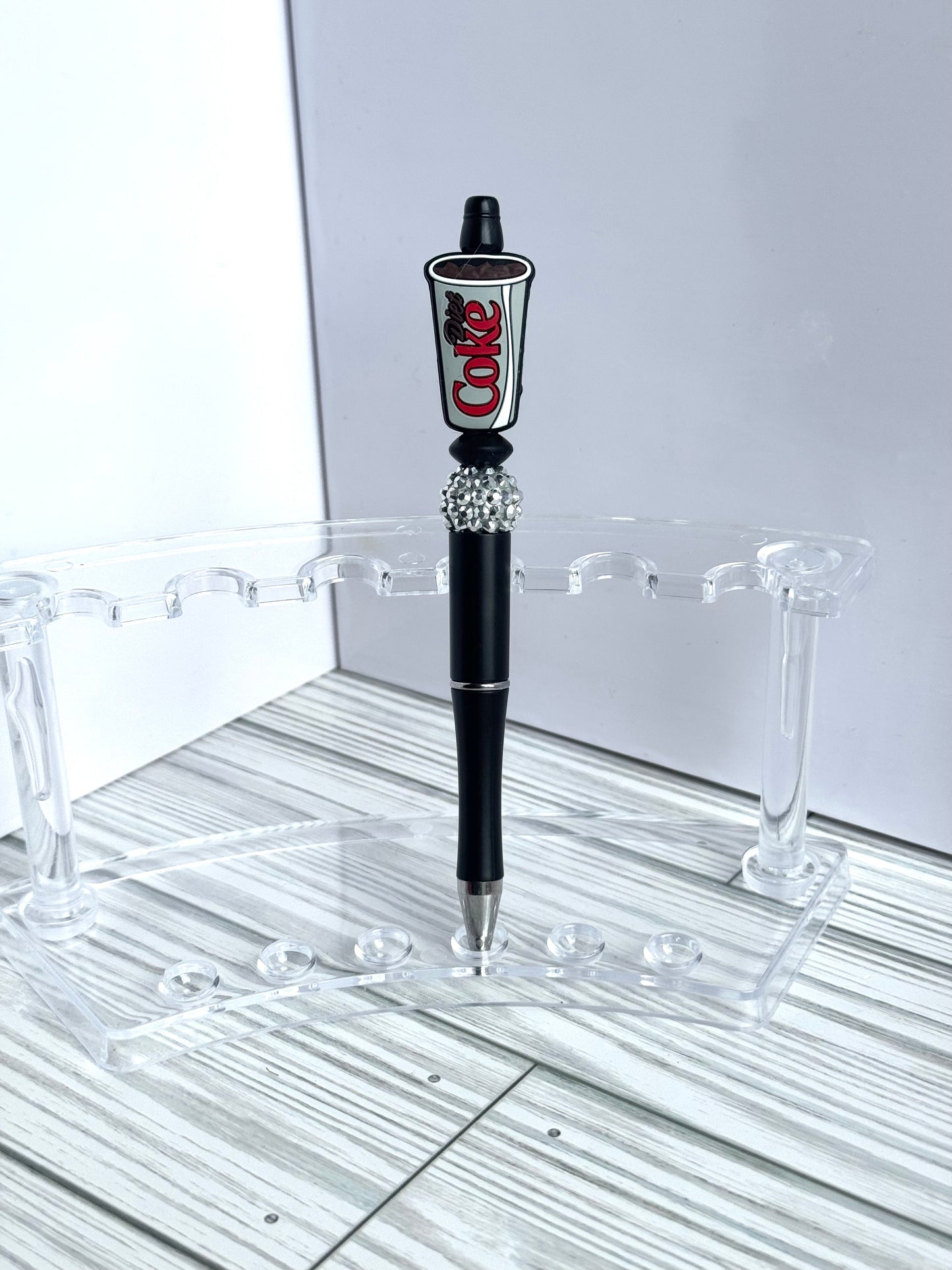 Food and drink pens