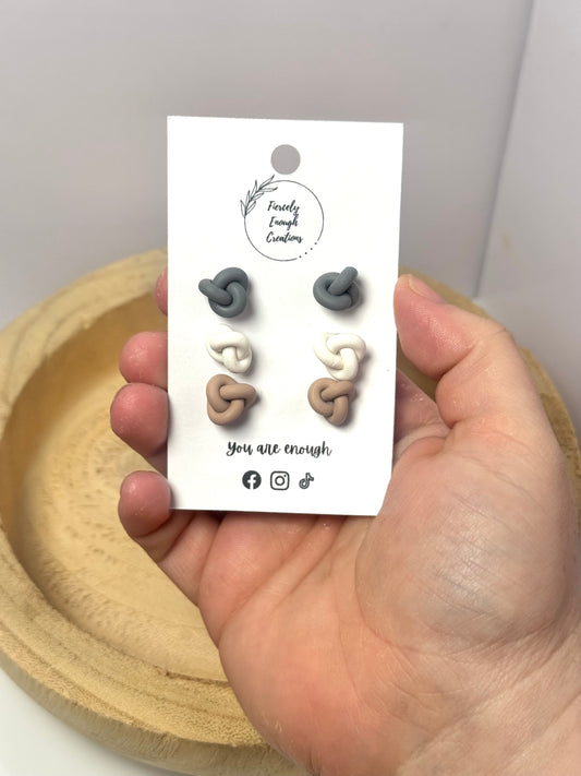Knotted Studs