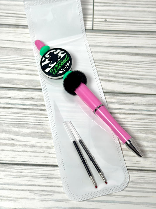 Pink goes good with Green